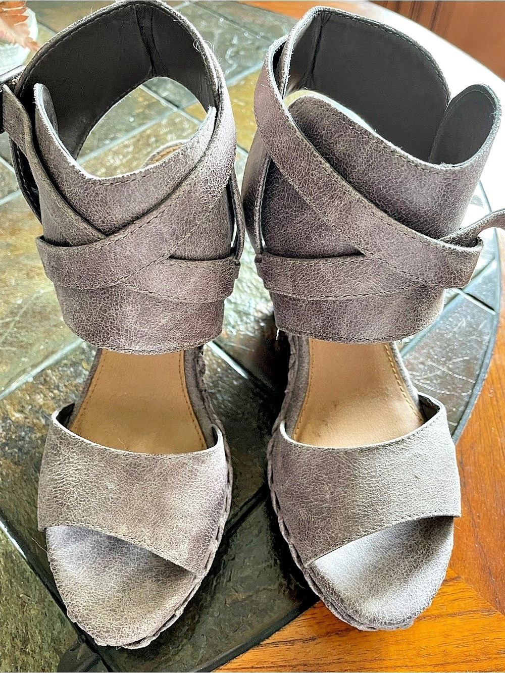 Not Rated Women's Wedge Sandals Brown US 9, never worn